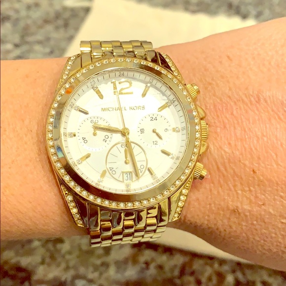 Michael Kors Accessories - Michael Kors gold watch Michael Kors Accessories - Michael Kors gold watch